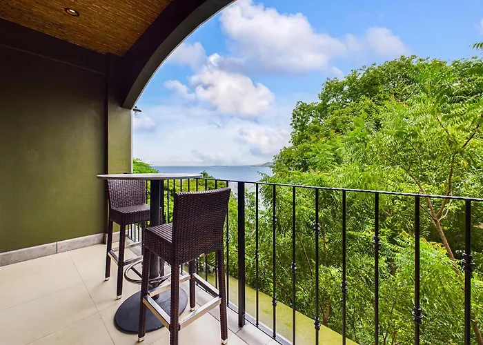 360 Splendor 302-ocean View Condo-breakfast Apartment *